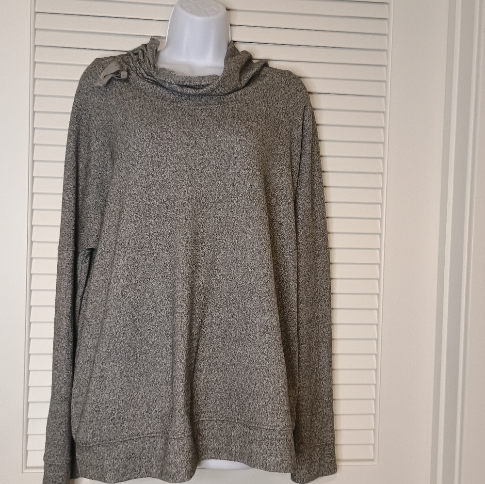Comfortable St Johns Bay active long sleeve grey hoodie size XXL